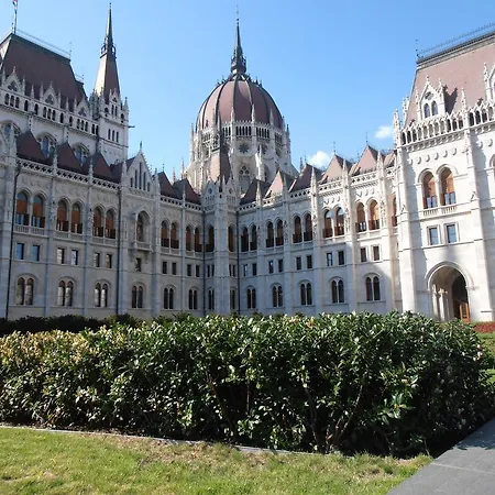 Апартаменты Parlament Welcome