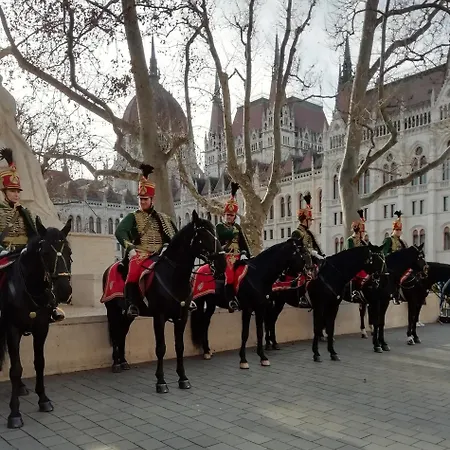 Parlament Welcome *