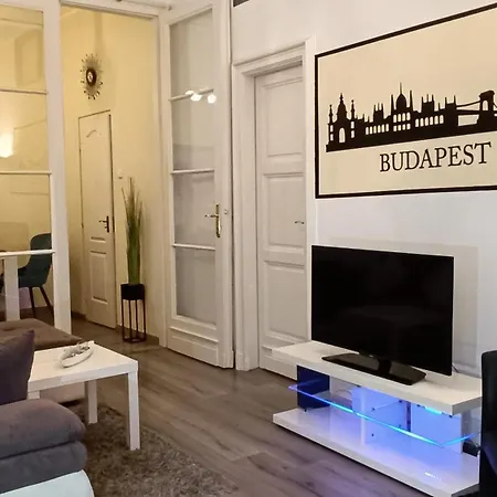 Parlament Welcome * Budapest