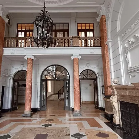 Parlament Welcome Budapest